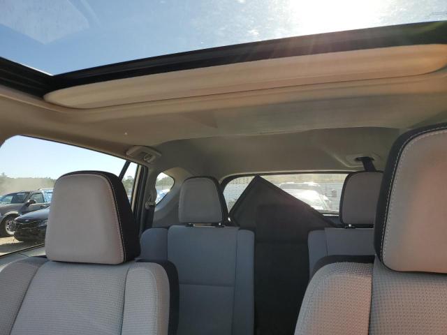 Photo 10 from auction – 2016 TOYOTA RAV4 with VIN 2T3WFREV0GW292000