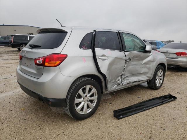 Photo 3 from auction – 2015 MITSUBISHI OUTLANDER with VIN 4A4AP4AU2FE047303