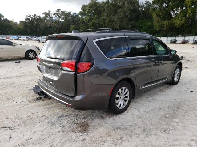 Photo 4 from auction – 2017 CHRYSLER PACIFICA T with VIN 2C4RC1BG6HR576871