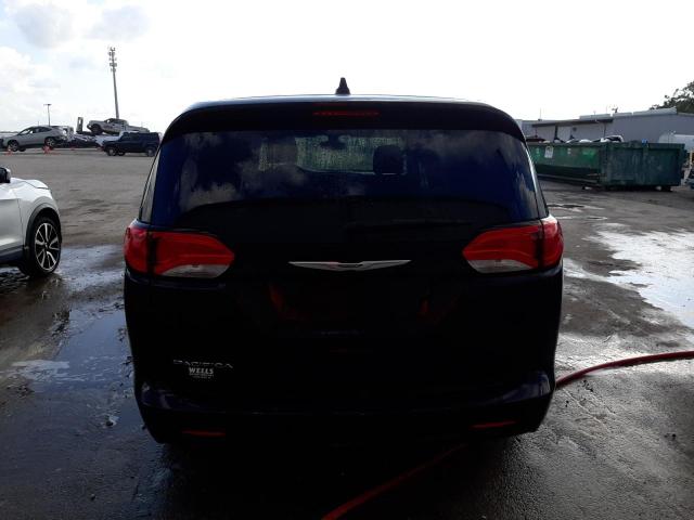 Photo 6 from auction – 2017 CHRYSLER PACIFICA T with VIN 2C4RC1DG2HR587797
