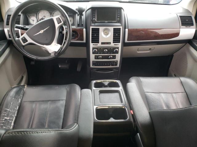 Photo 8 from auction – 2010 CHRYSLER TOWN & COU with VIN 2A4RR8DX9AR494668
