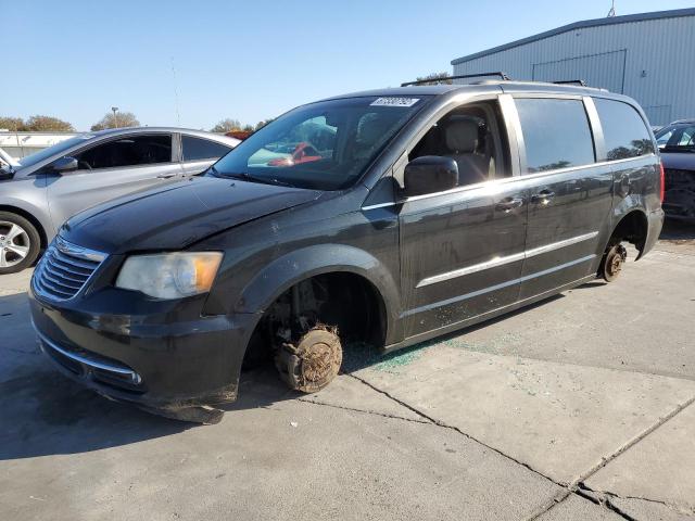 Photo 1 from auction – 2013 CHRYSLER TOWN & COU with VIN 2C4RC1BG8DR519601
