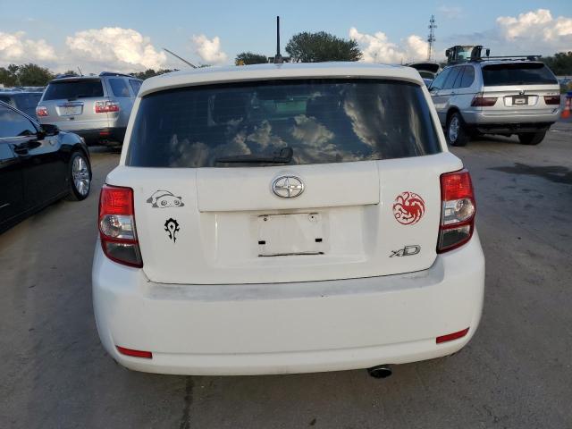 Photo 6 from auction – 2010 TOYOTA SCION XD with VIN JTKKU4B46A1004644