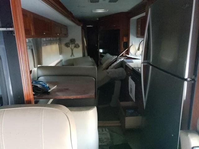 Photo 10 from auction – 2018 WINNEBAGO MOTORHOME with VIN 4UZACJFC2JCJX3341
