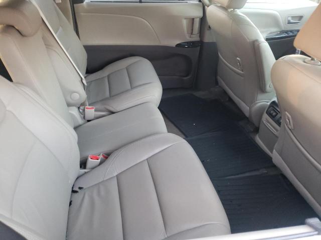 Photo 6 from auction – 2018 TOYOTA SIENNA XLE with VIN 5TDYZ3DC8JS916244