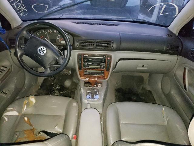Photo 8 from auction – 2001 VOLKSWAGEN PASSAT GLX with VIN WVWEH63B41E003289