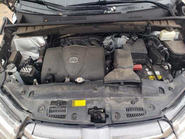 Photo 12 from auction – 2018 TOYOTA HIGHLANDER with VIN 5TDYZRFH3JS256173