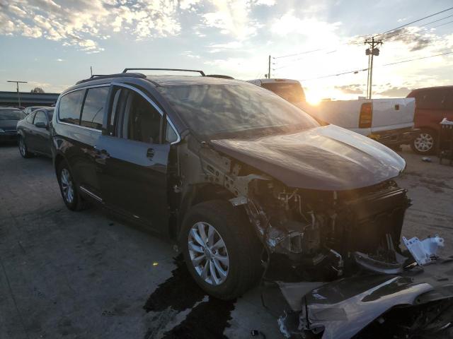 Photo 4 from auction – 2017 CHRYSLER PACIFICA T with VIN 2C4RC1BG6HR667901