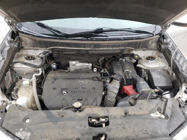 Photo 12 from auction – 2015 MITSUBISHI OUTLANDER with VIN 4A4AP4AU2FE047303