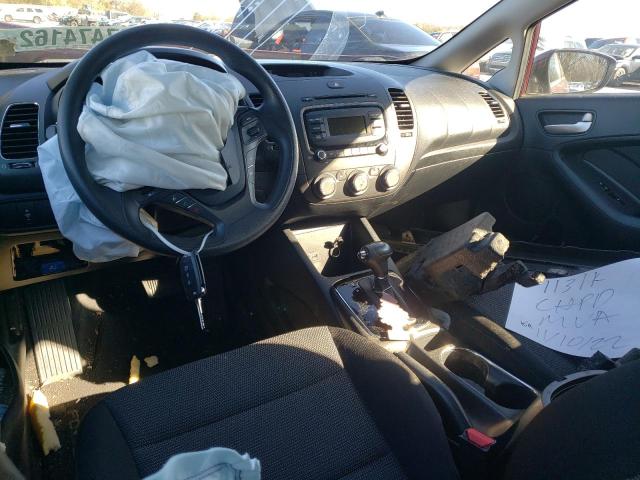 Photo 8 from auction – 2017 KIA FORTE LX with VIN 3KPFK4A72HE096689