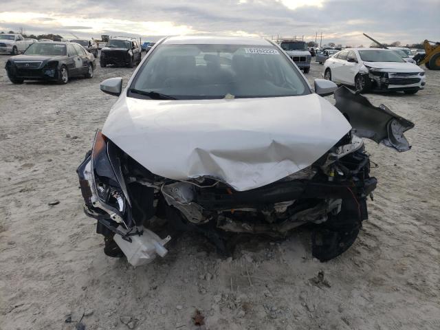 Photo 5 from auction – 2016 TOYOTA COROLLA L with VIN 2T1BURHEXGC704515