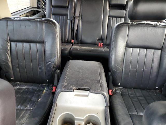 Photo 10 from auction – 2003 LINCOLN NAVIGATOR with VIN 5LMFU28R43LJ44854