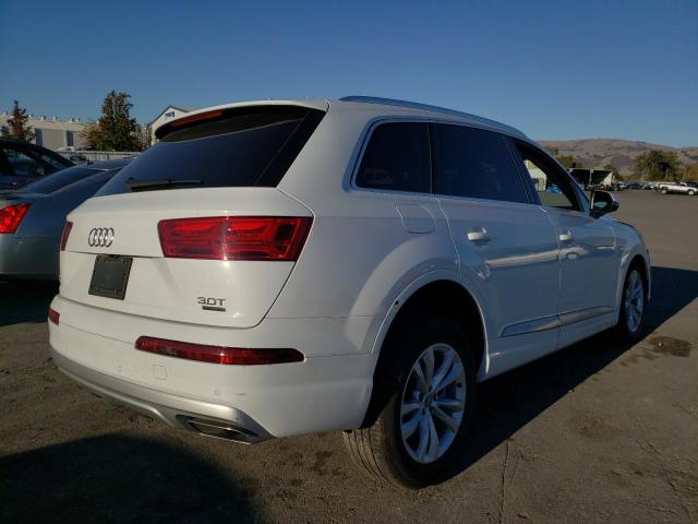 Photo 3 from auction – 2018 AUDI Q7 PREMIUM with VIN WA1LABF7XJD039127