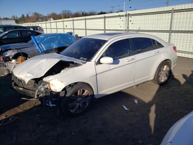 CHRYSLER 200 TOURIN 2011 with VIN 1C3BC1FB6BN570352 - Photo from auction