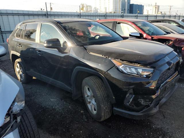 Photo 4 from auction – 2021 TOYOTA RAV4 XLE with VIN 2T3P1RFV2MC166090