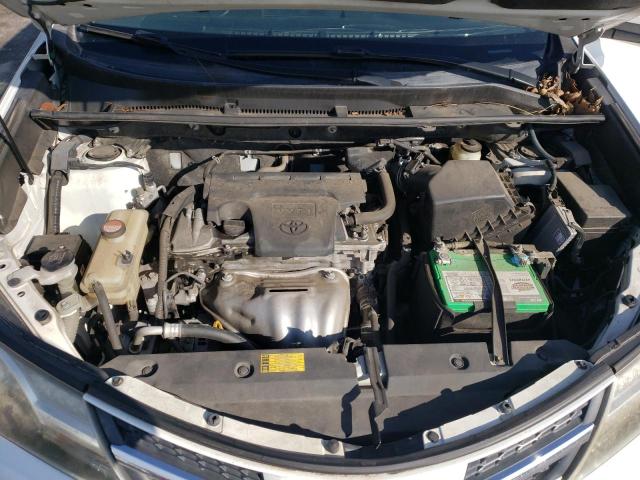 Photo 12 from auction – 2015 TOYOTA RAV4 XLE with VIN JTMWFREV1FJ044903