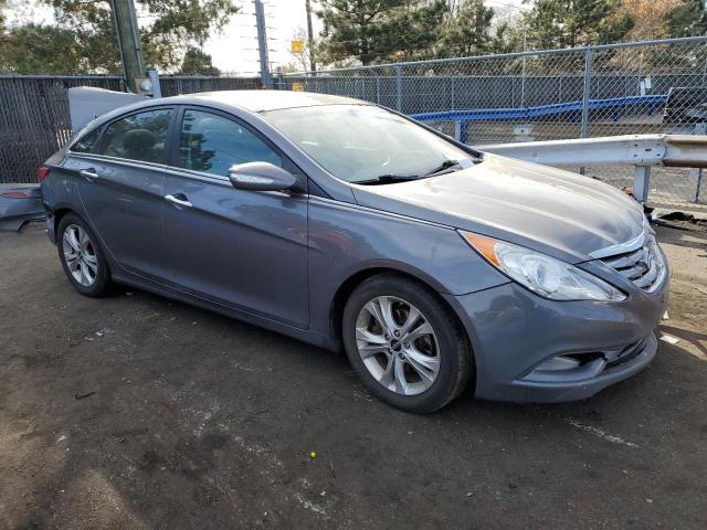 Photo 4 from auction – 2012 HYUNDAI SONATA SE with VIN 5NPEC4AC6CH324428