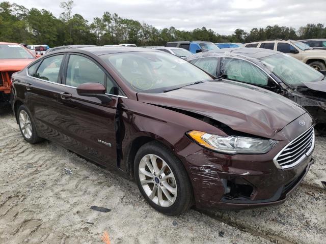 FORD FUSION SE 2019 with VIN 3FA6P0LU2KR100808 - Photo from auction