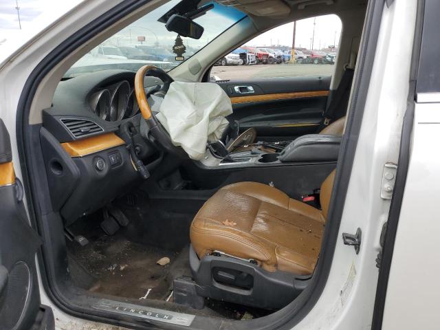 Photo 7 from auction – 2010 LINCOLN MKT with VIN 2LMHJ5AR4ABJ17221