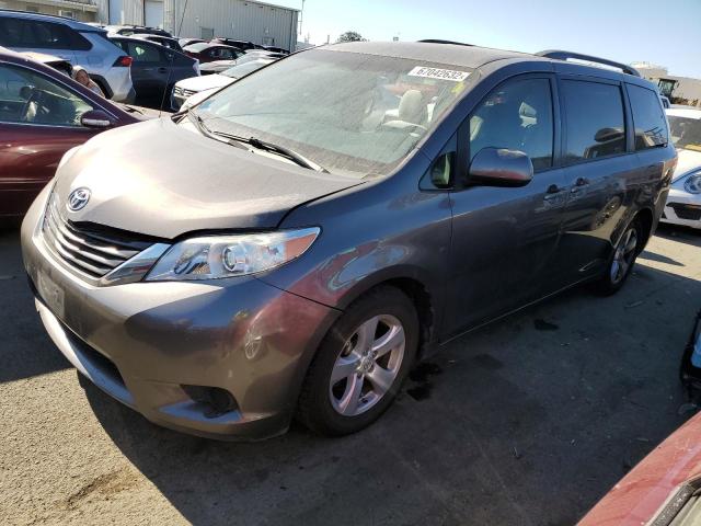 TOYOTA SIENNA LE 2014 with VIN 5TDKK3DC0ES471014 - Photo from auction