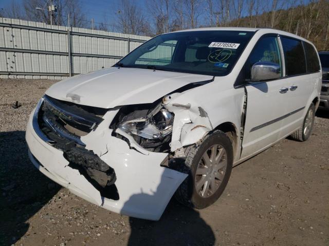 Photo 2 from auction – 2014 CHRYSLER TOWN & COU with VIN 2C4RC1BG3ER295784
