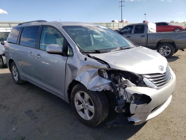 صورة رقم 4 من المزاد - 2011 TOYOTA SIENNA LE مع VIN 5TDKK3DC5BS080761