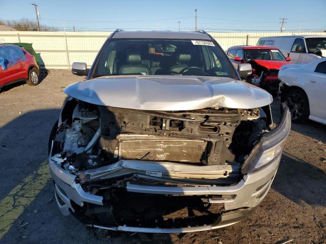 Photo 5 from auction – 2017 FORD EXPLORER L with VIN 1FM5K8F81HGD09468