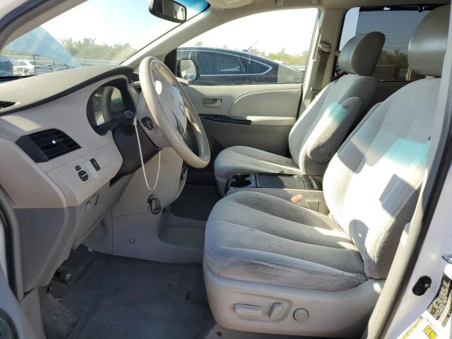 Photo 7 from auction – 2011 TOYOTA SIENNA LE with VIN 5TDKK3DC7BS106924