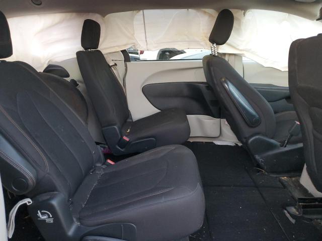 Photo 11 from auction – 2017 CHRYSLER PACIFICA L with VIN 2C4RC1CG8HR730107