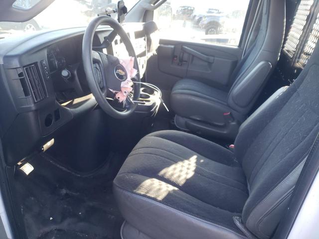 Photo 7 from auction – 2018 CHEVROLET EXPRESS G2 with VIN 1GCWGAFG1J1908713