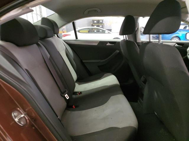 Photo 6 from auction – 2017 VOLKSWAGEN JETTA S with VIN 3VW2B7AJ2HM339609