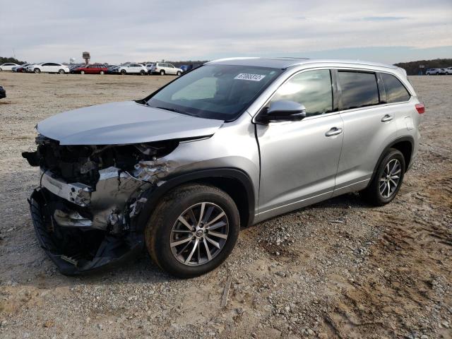 TOYOTA HIGHLANDER 2017 with VIN 5TDKZRFH1HS523102 - Photo from auction