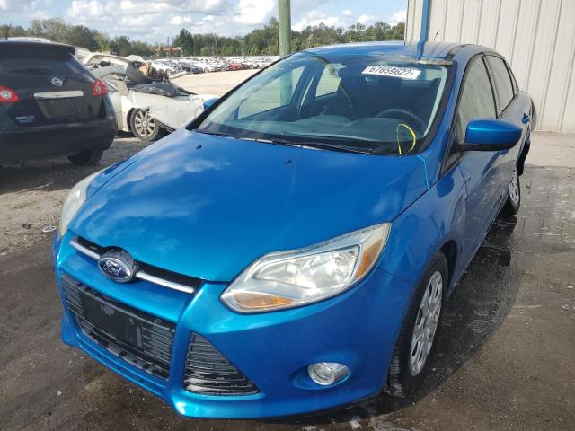 FORD FOCUS SE 2012 with VIN 1FAHP3F22CL413653 - Photo from auction