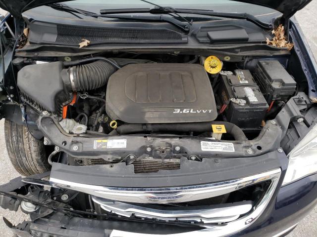 Photo 12 from auction – 2016 CHRYSLER TOWN & COU with VIN 2C4RC1BG2GR252556