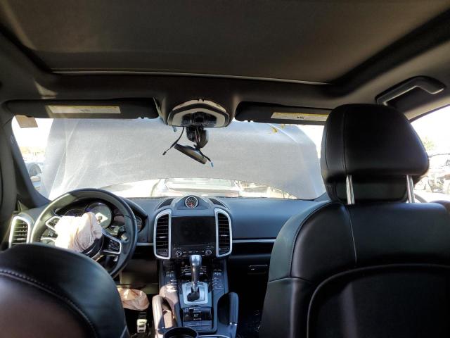 Photo 10 from auction – 2017 PORSCHE CAYENNE S with VIN WP1AB2A22HLA51812