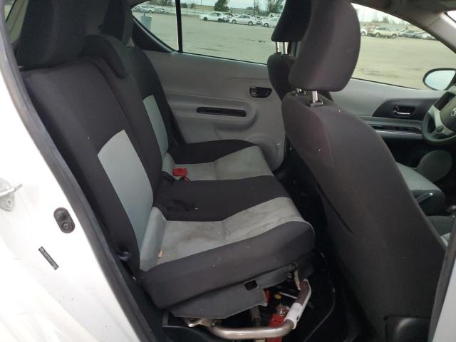 Photo 6 from auction – 2014 TOYOTA PRIUS C with VIN JTDKDTB31E1570807