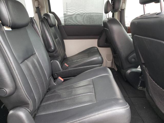 Photo 11 from auction – 2010 CHRYSLER TOWN & COU with VIN 2A4RR8DX9AR494668