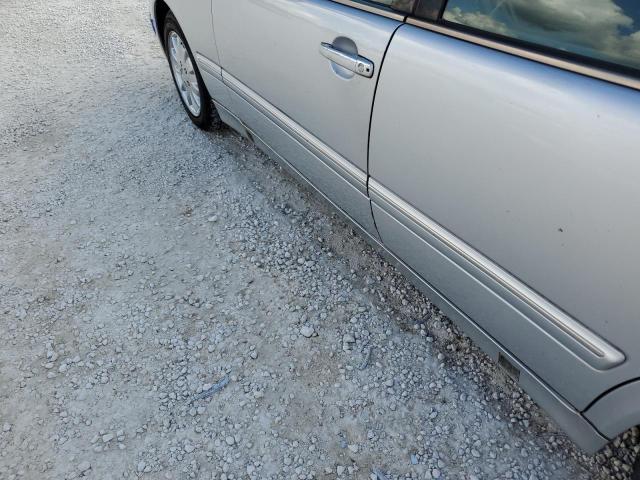 Photo 12 from auction – 2000 MERCEDES-BENZ E 320 with VIN WDBJF65J4YB101533