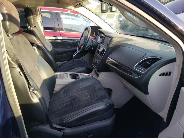 Photo 5 from auction – 2014 CHRYSLER TOWN & COU with VIN 2C4RC1CG3ER251850