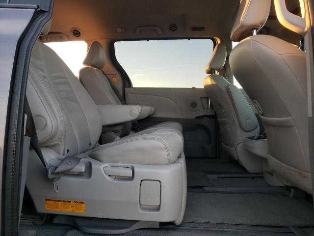 Photo 11 from auction – 2011 TOYOTA SIENNA XLE with VIN 5TDDK3DCXBS009029