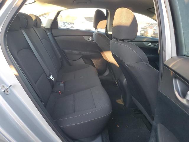 Photo 10 from auction – 2019 KIA FORTE FE with VIN 3KPF24AD8KE096127