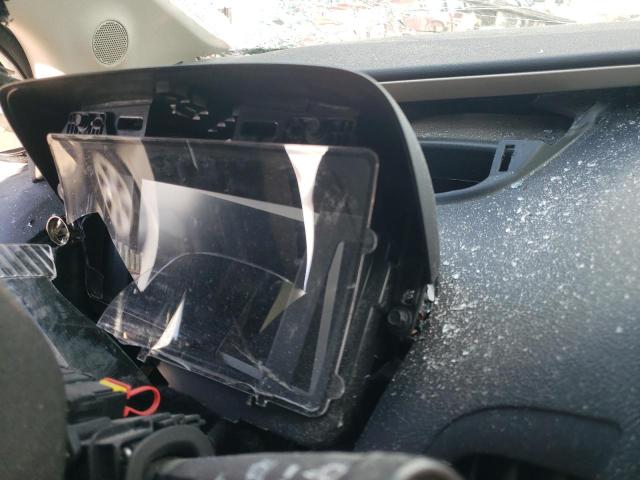 Photo 9 from auction – 2012 CHEVROLET VOLT with VIN 1G1RD6E47CU101701