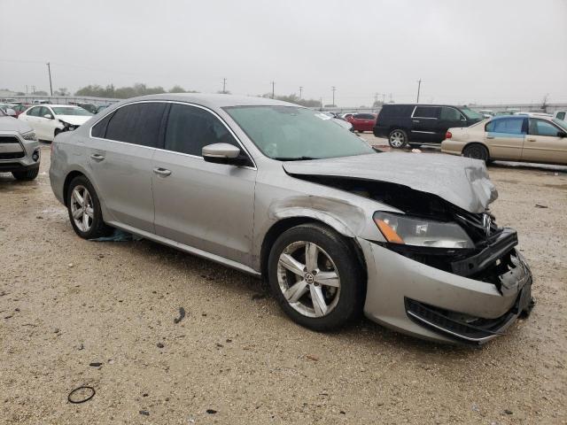 Photo 4 from auction – 2014 VOLKSWAGEN PASSAT SE with VIN 1VWBS7A39EC039872