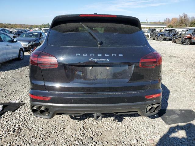 Photo 6 from auction – 2017 PORSCHE CAYENNE S with VIN WP1AB2A22HLA51812