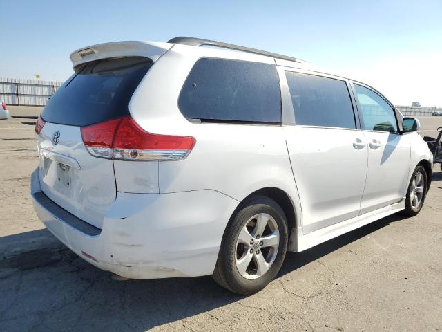 Photo 3 from auction – 2011 TOYOTA SIENNA LE with VIN 5TDKK3DC7BS106924
