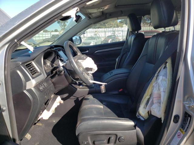 Photo 7 from auction – 2018 TOYOTA HIGHLANDER with VIN 5TDJZRFH6JS492916