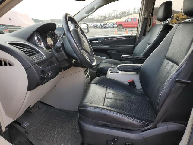 Photo 7 from auction – 2015 CHRYSLER TOWN & COU with VIN 2C4RC1CG4FR673806