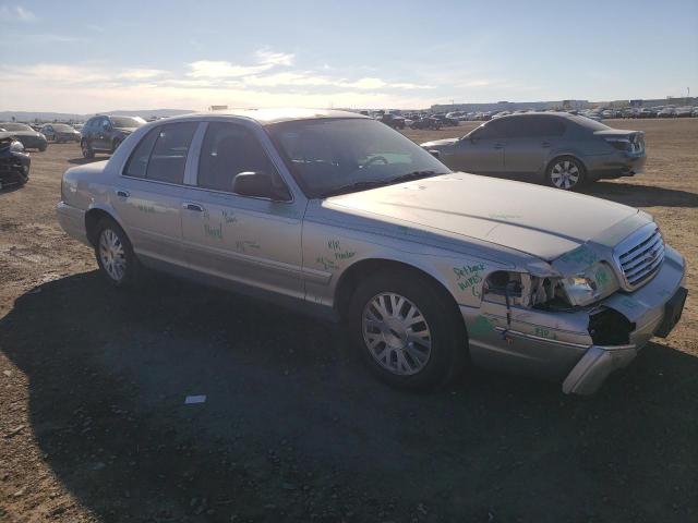 Photo 4 from auction – 2004 FORD CROWN VICT with VIN 2FAFP74W04X127678