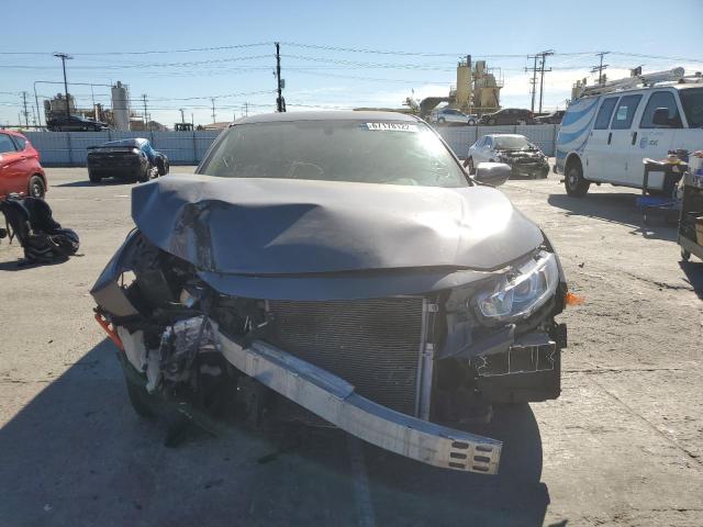 Photo 5 from auction – 2017 HONDA CIVIC LX with VIN 2HGFC2F53HH539480