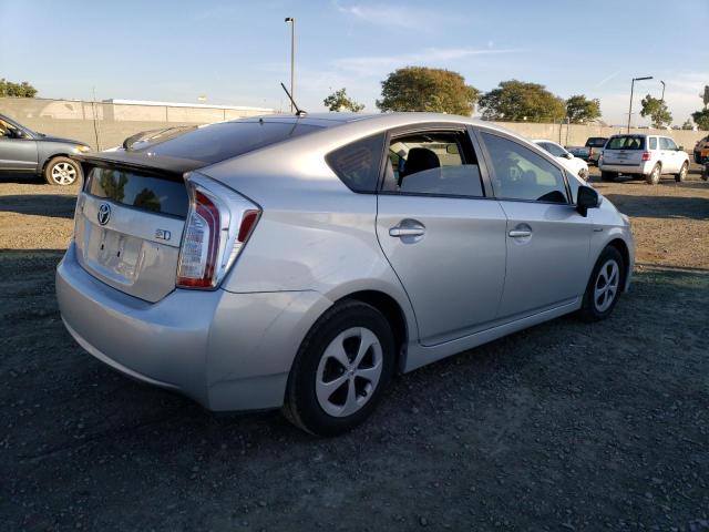 Photo 3 from auction – 2013 TOYOTA PRIUS with VIN JTDKN3DU1D5553998